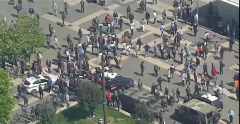 Stazione Centrale di Milano, è terra di nessuno, servono blitz ogni settimana